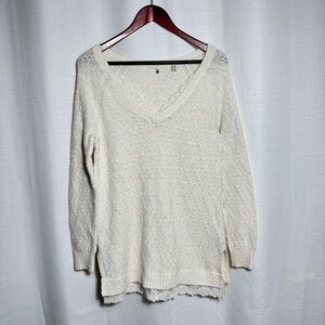 Knitted & Knotted Anthropologie Lace Trim V-Neck Cream Sweater M